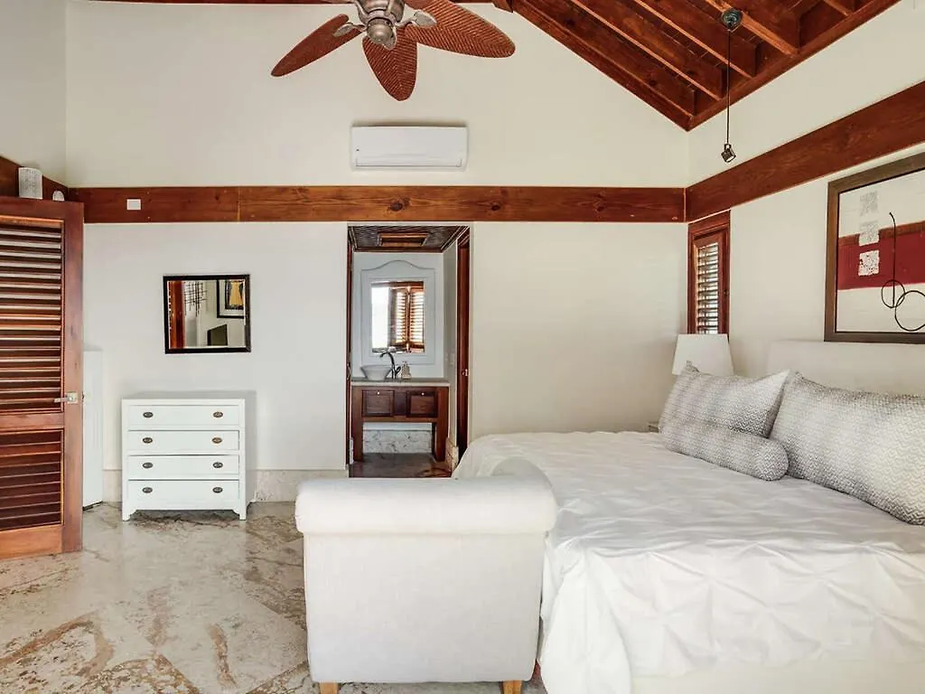 Villa Punta Aguila 10 La Romana 0*,